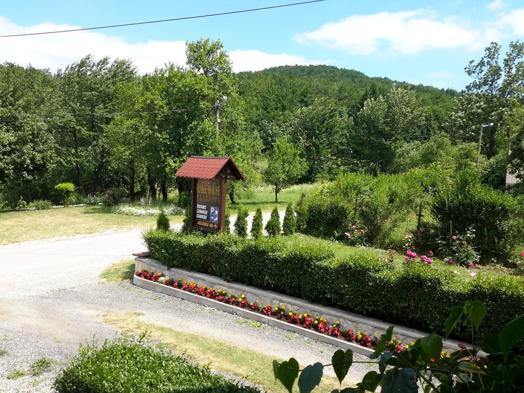 Lake House Єзерце Номер фото